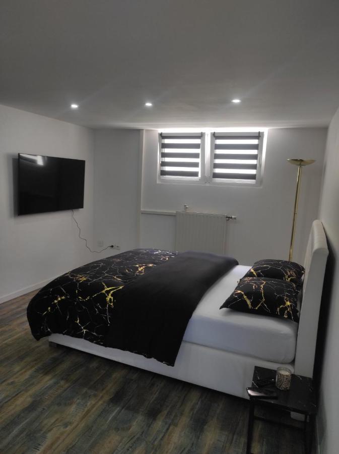 Studio 45M2 Tres Calme Village-Neuf Buitenkant foto