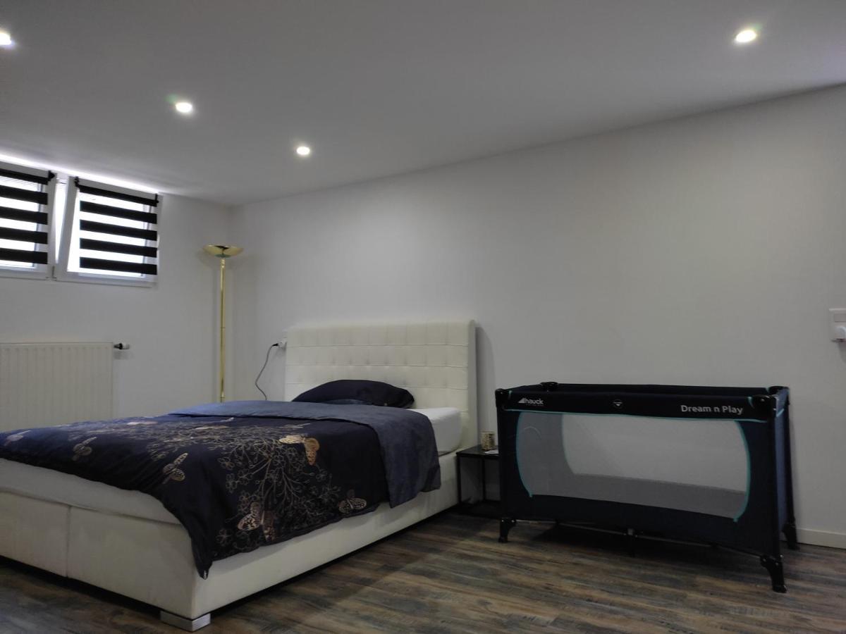 Studio 45M2 Tres Calme Village-Neuf Buitenkant foto