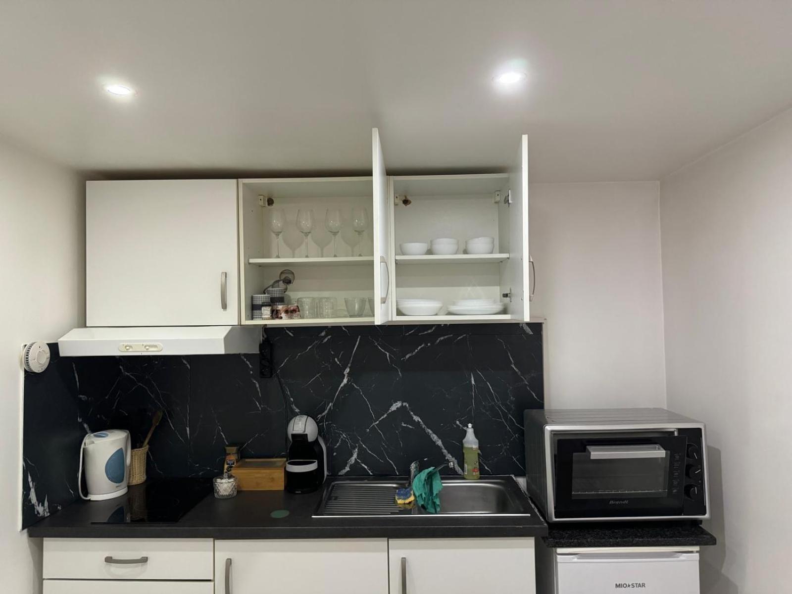 Studio 45M2 Tres Calme Village-Neuf Buitenkant foto